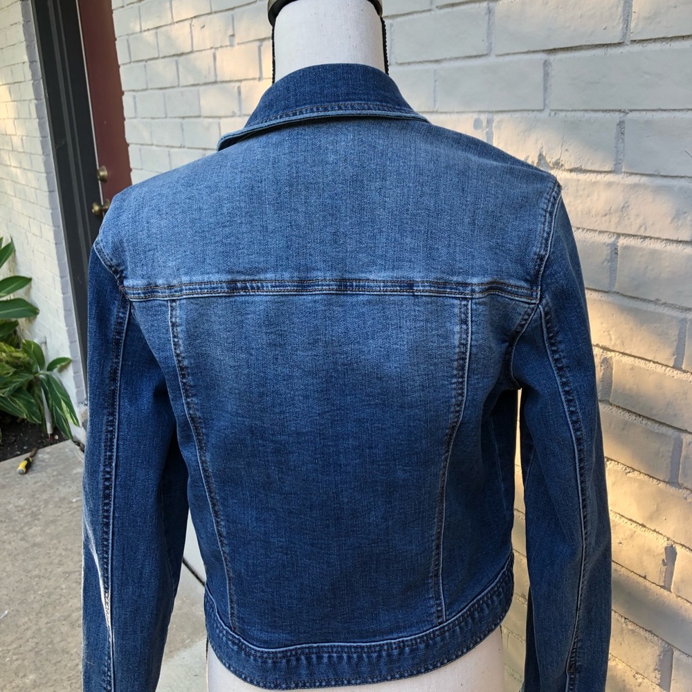 Distressed jean jacket - Picture 3 of 4